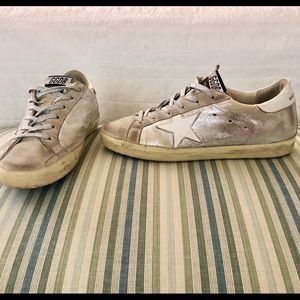 Golden Goose superstar sneaker. Size 39.